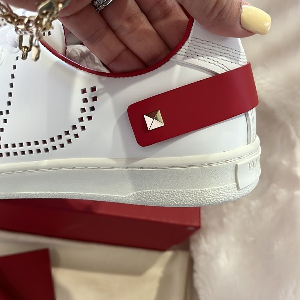 Valentino sneakers - Picture 6 of 11